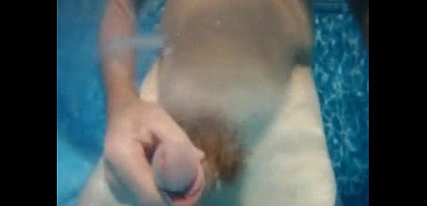  Hand Free Cum Under Water